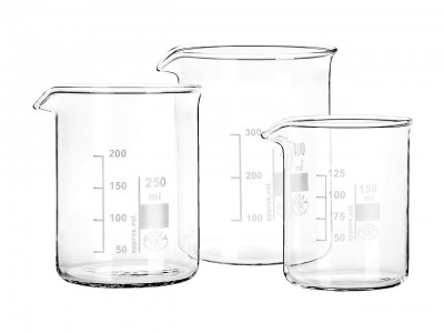 Beaker, low form, with spout